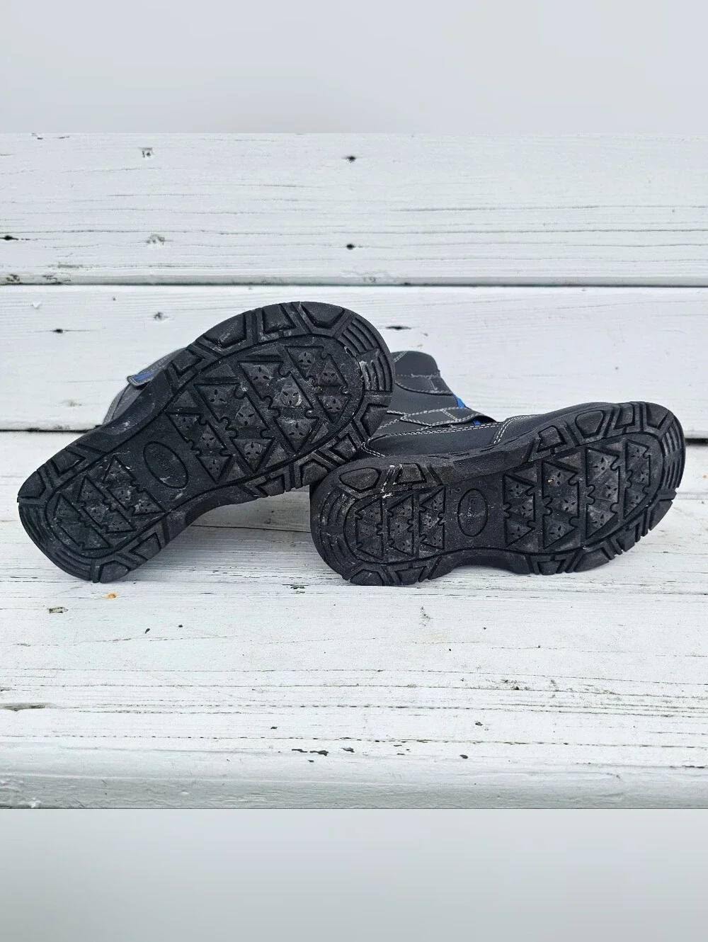 Kids Waterproof Snow Boots with Easy Velcro Straps.